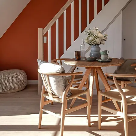 Kajuete #18 Dock 6b *