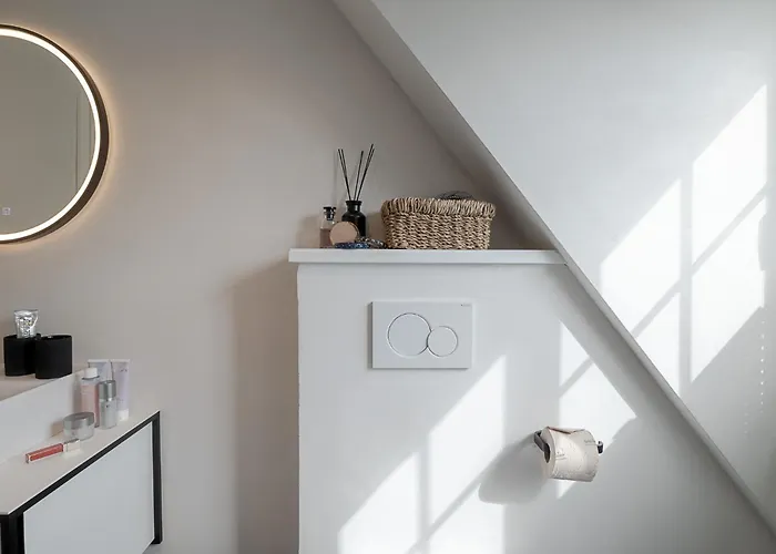 Kajuete #18 Dock 6b *